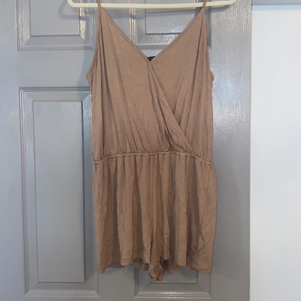 Forever 21 size Large tan romper